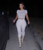 Access_Kardashian_03.jpg