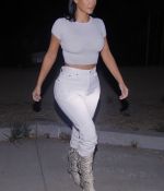 Access_Kardashian_05.jpg
