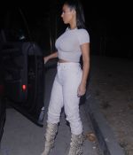 Access_Kardashian_08.jpg