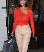 Access_Kardashian_02.jpg