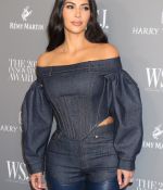 Access_Kardashian_09.jpg