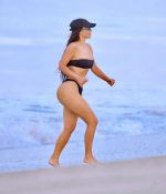 Access_Kardashian_08.jpg