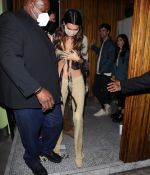 Access_Kardashian_06.jpg