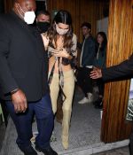 Access_Kardashian_08.jpg