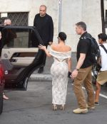 Access_Kardashian_06.jpg