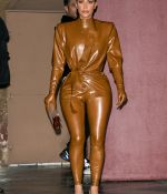 Access_Kardashian_04.jpg