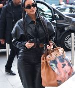 Access_Kardashian_03.jpg