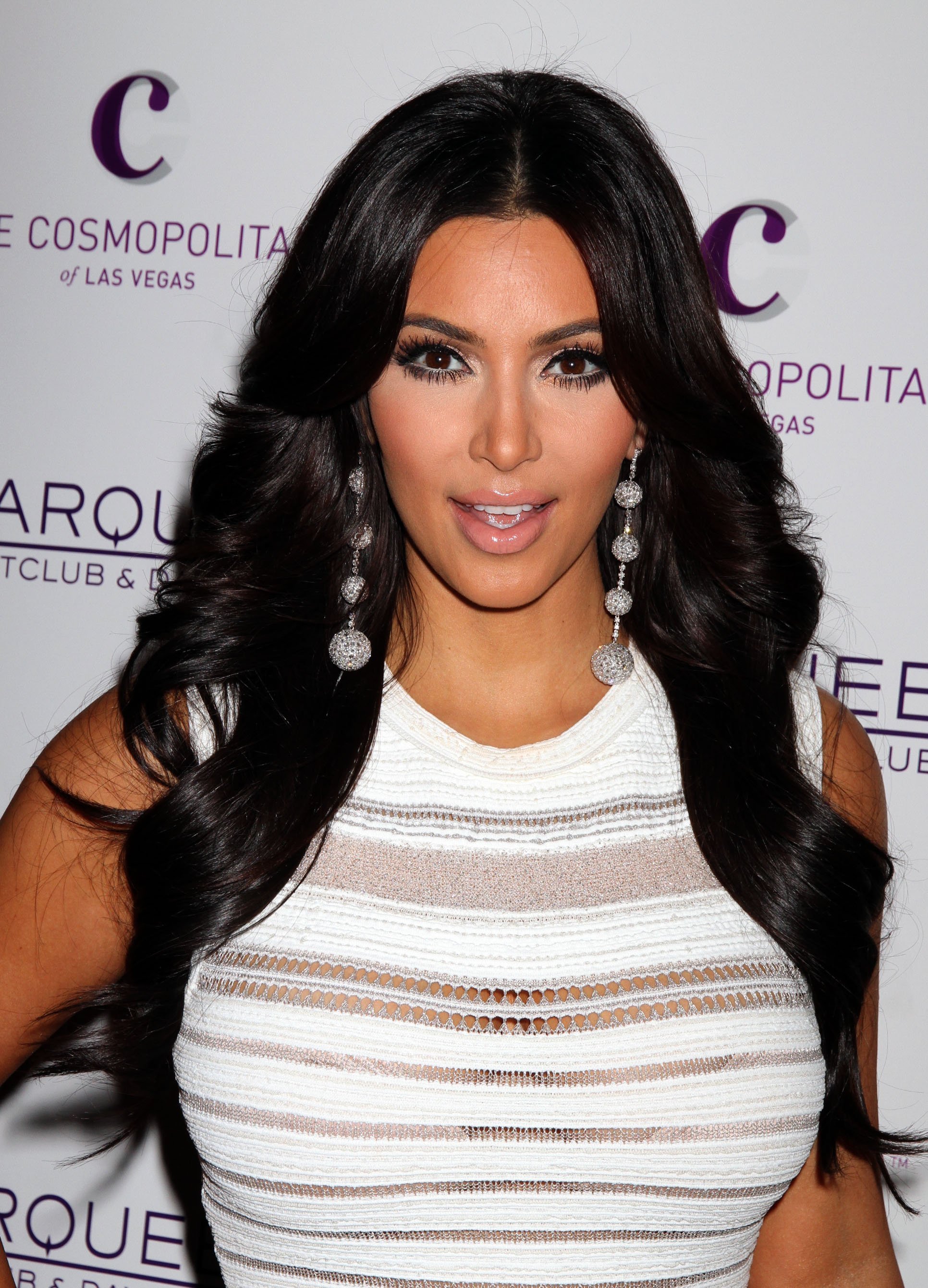 Access_Kardashian_03.jpg