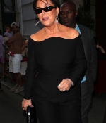 Access_Kardashian_002.jpg