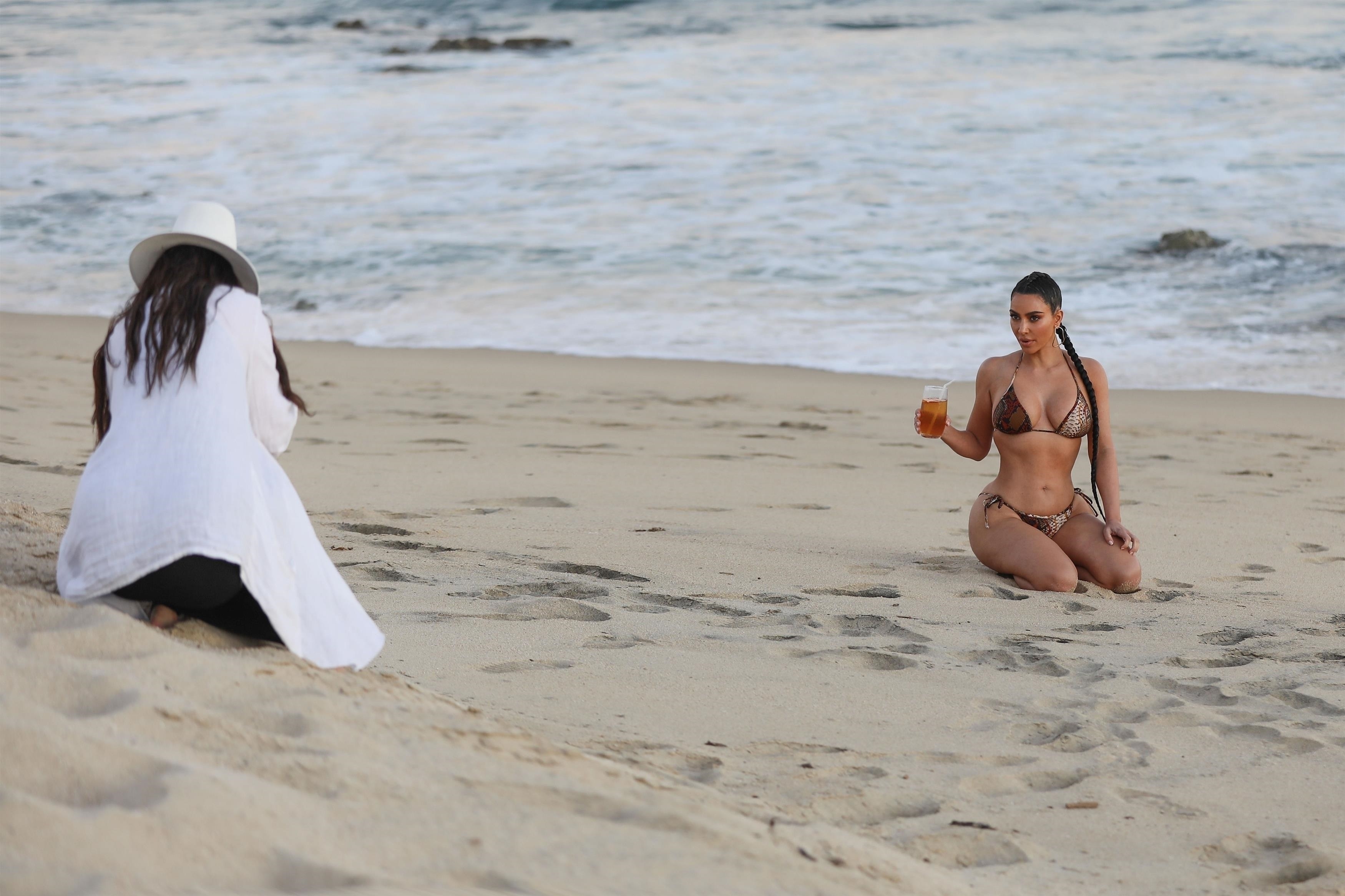 Access_Kardashian_07.jpg