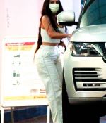 Access_Kardashian_02.jpg