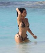 Access_Kardashian_02.jpg