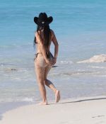 Access_Kardashian_08.jpg