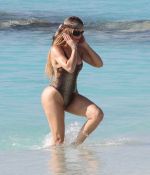 Access_Kardashian_281529.jpg