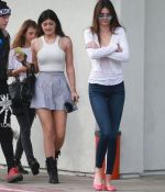 Access_Kardashian_03.jpg