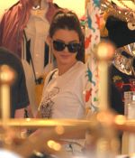 Access_Kardashian_01.jpg