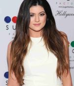 Access_Kardashian_07.jpg