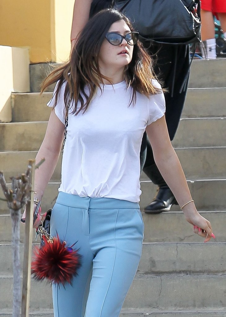 Access_Kardashian_06.jpg