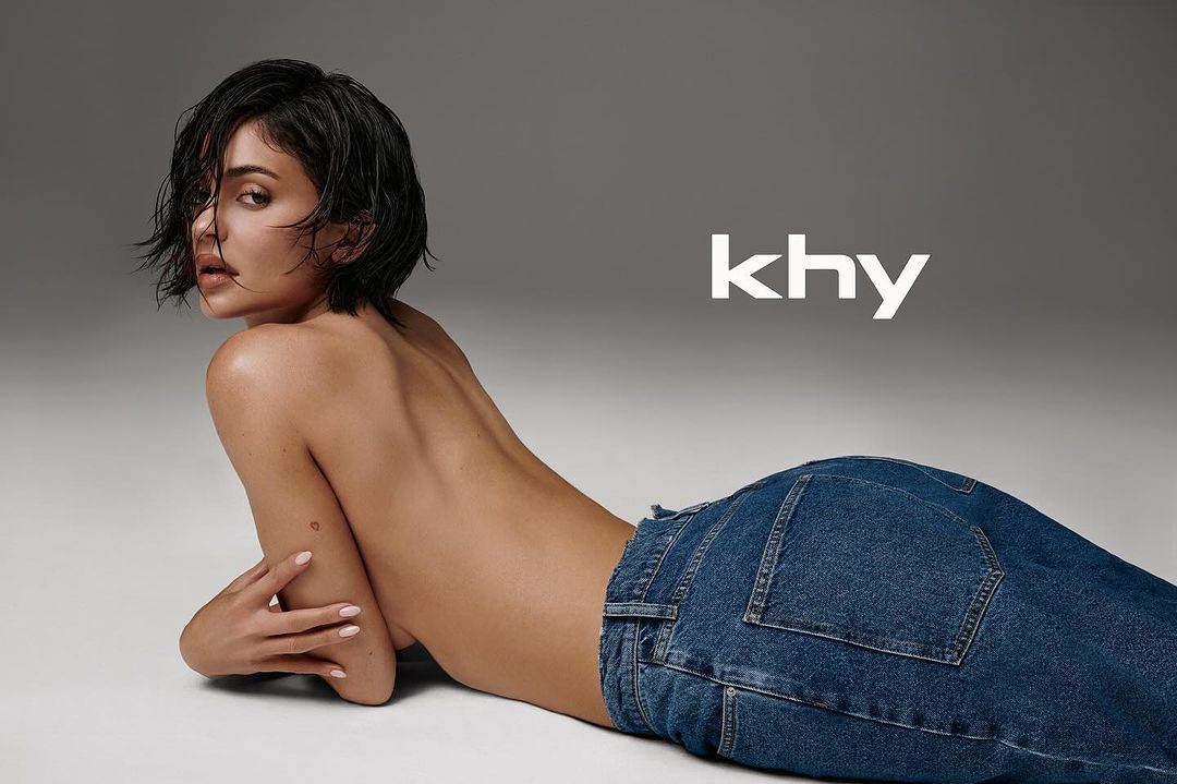 Access_Kardashian_03.jpg