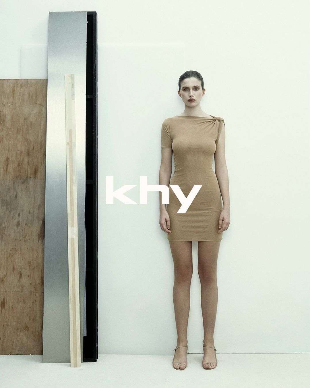 Access_Kardashian_02.jpg