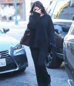 Access_Kardashian_01.jpg