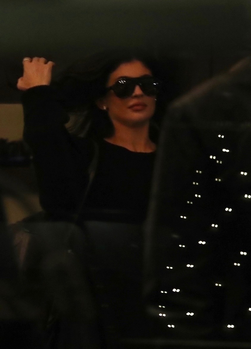 Access_Kardashian_010.jpg