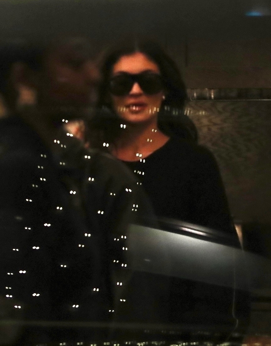 Access_Kardashian_02.jpg