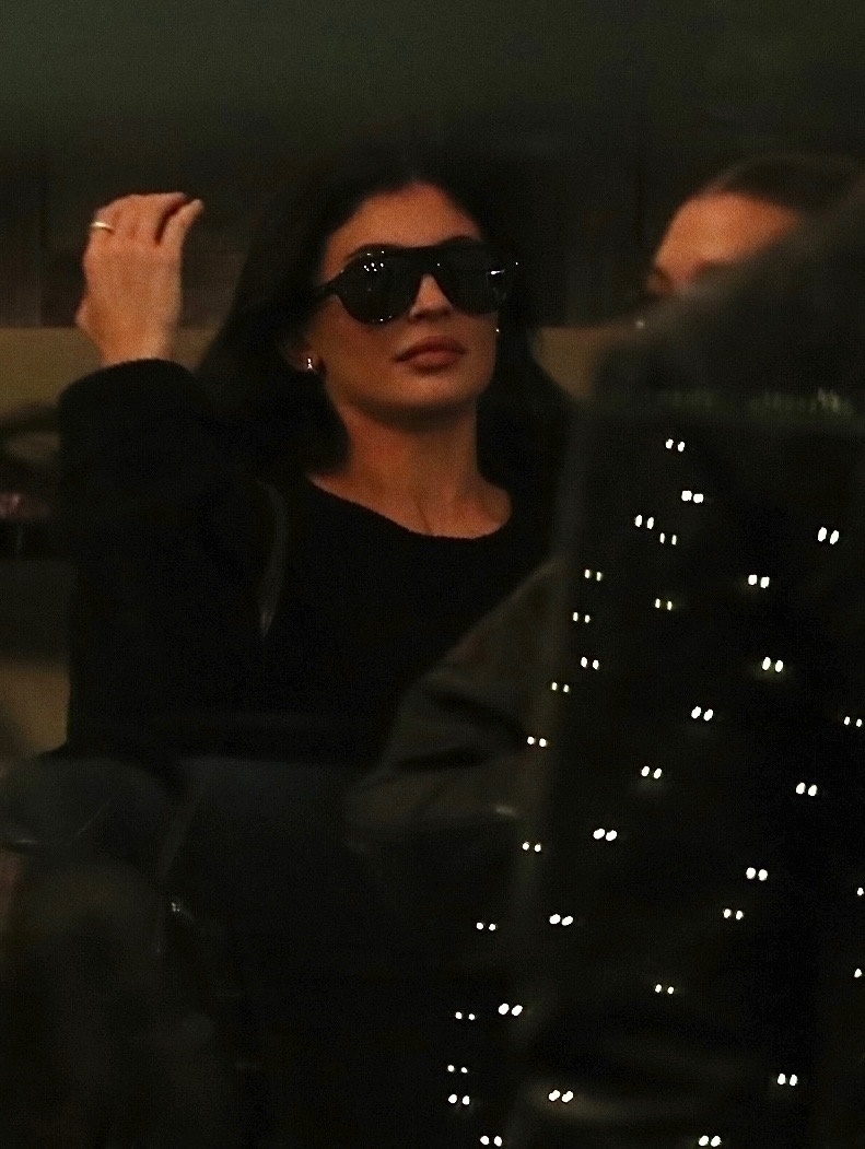 Access_Kardashian_09.jpg