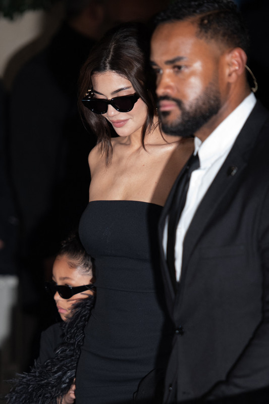 Access_Kardashian_08.jpg