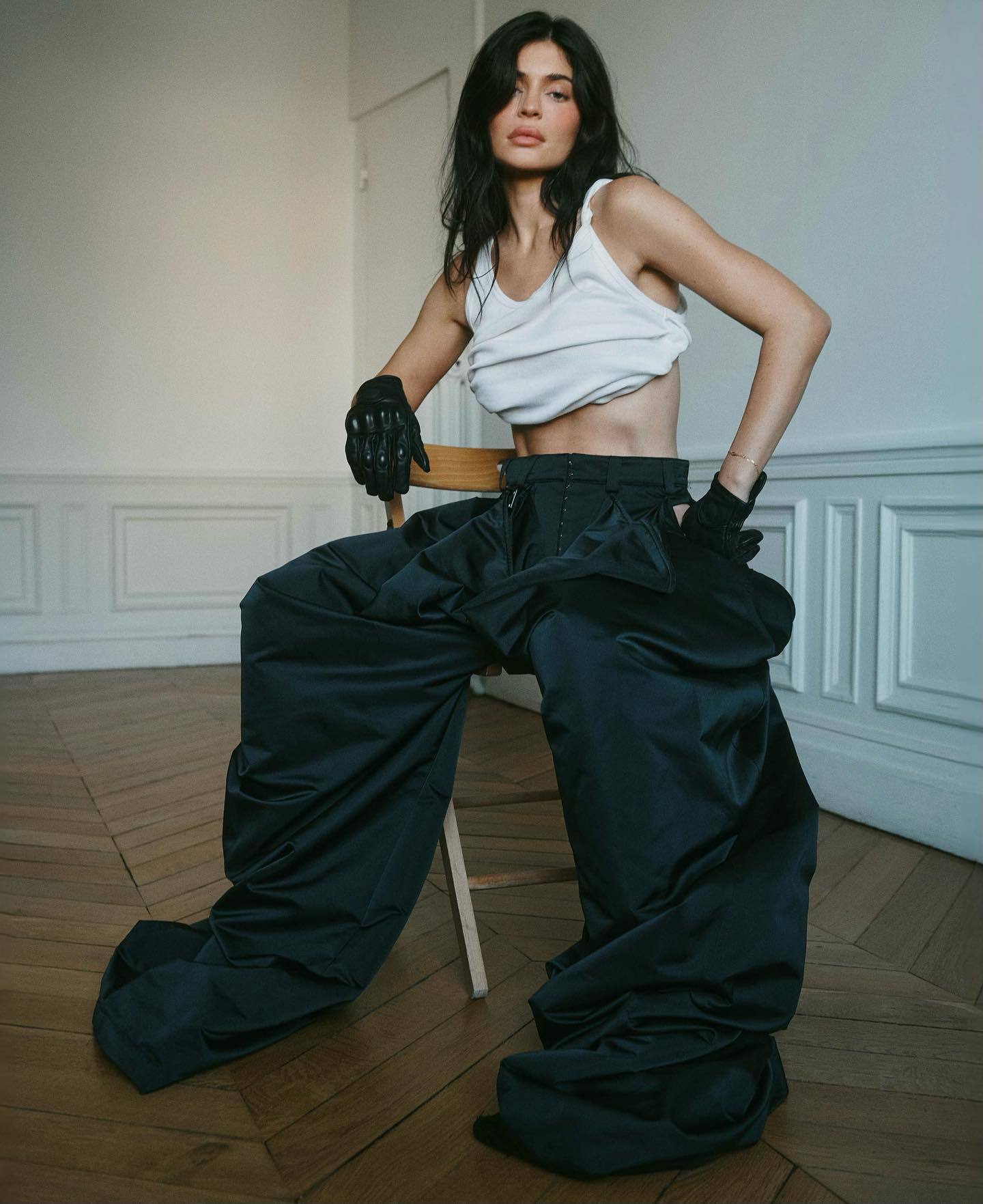 Access_Kardashian_03.jpg