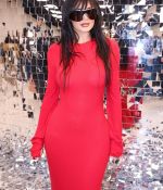 Access_Kardashian_06.jpg