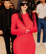 Access_Kardashian_08.jpg