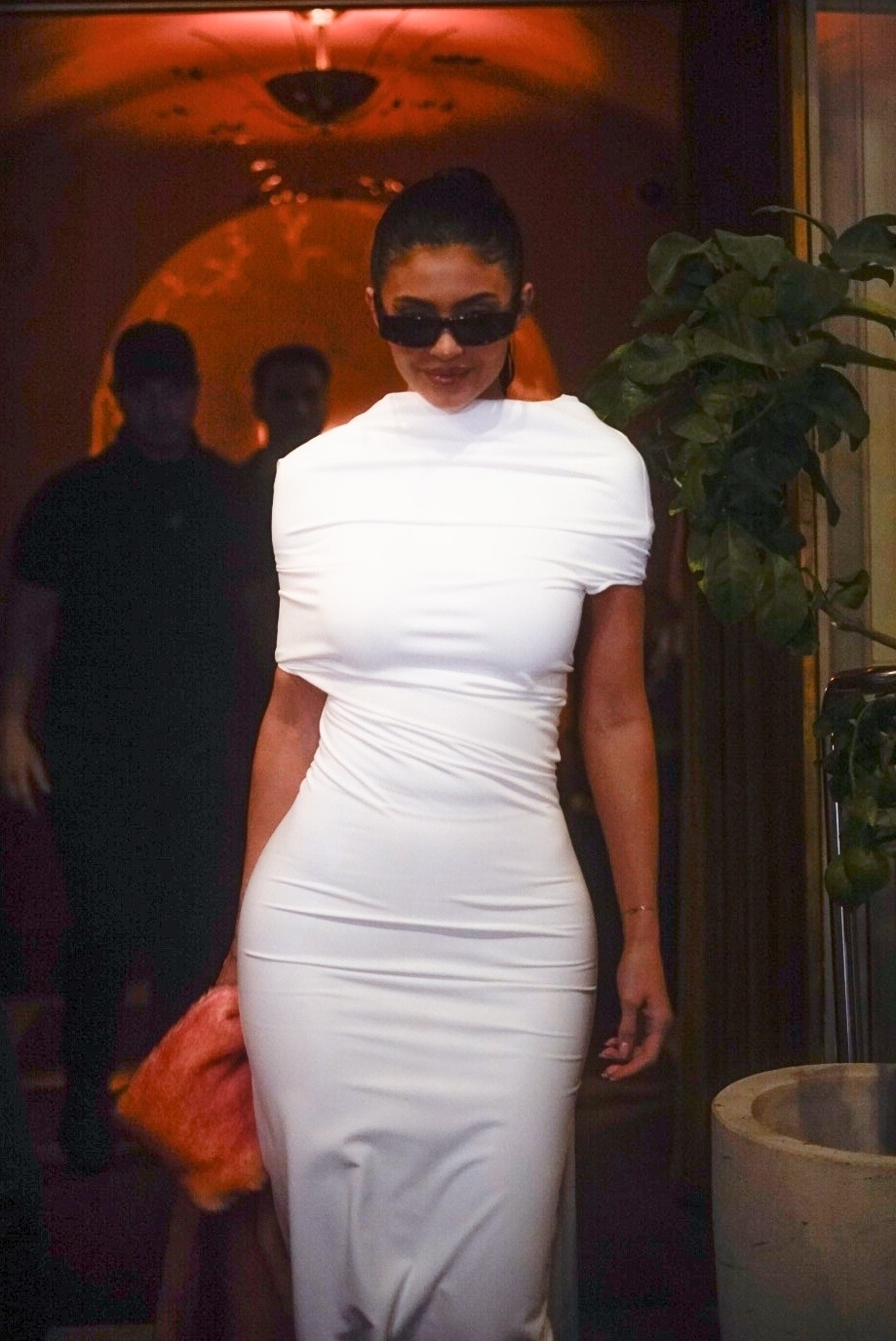Access_Kardashian_08.jpg