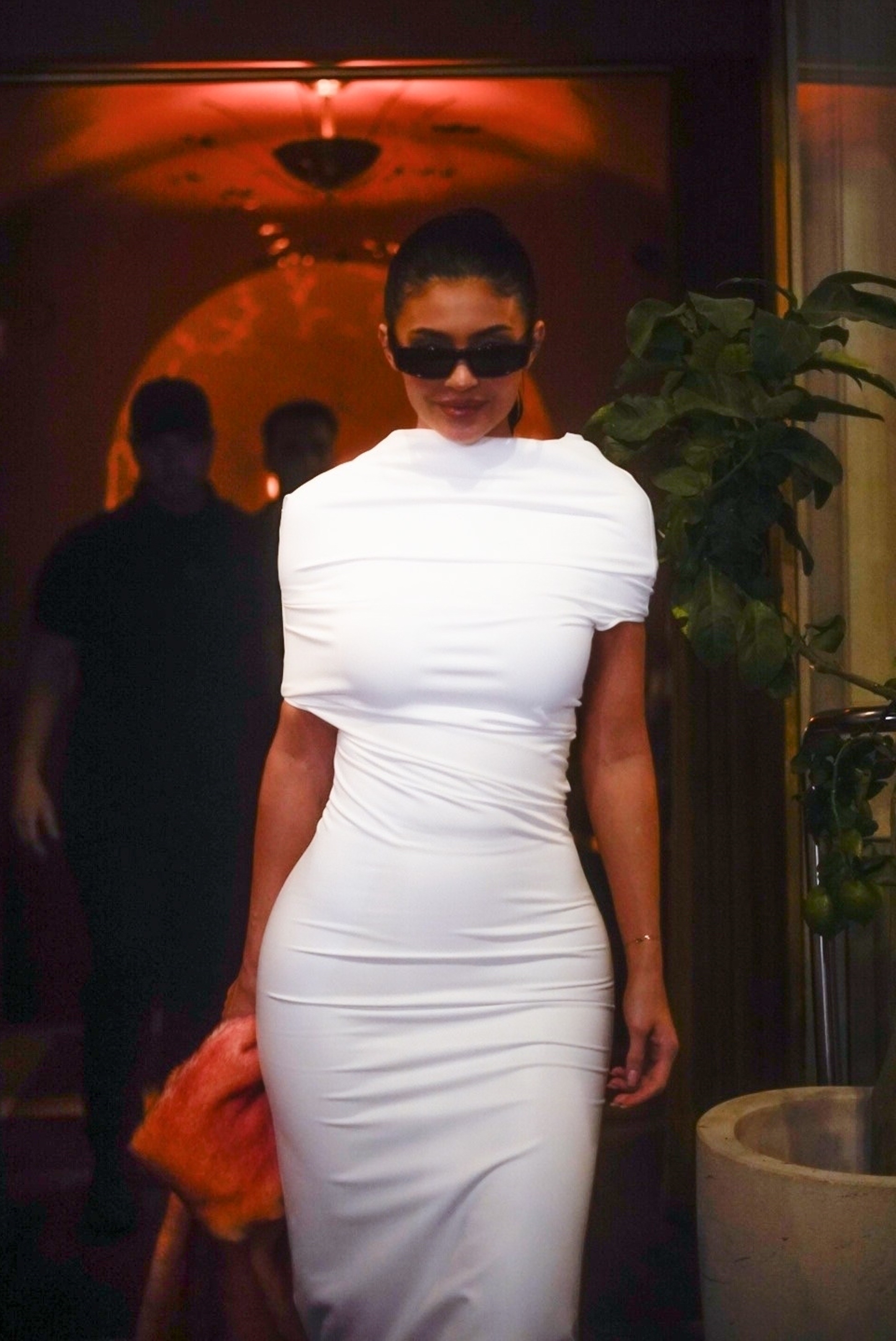 Access_Kardashian_09.jpg