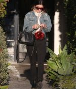 Access_Kardashian_06.jpg