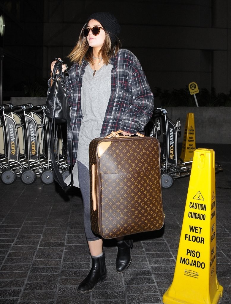 Access_Kardashian_01.jpg