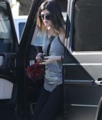 Access_Kardashian_01.jpg