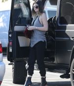 Access_Kardashian_04.jpg