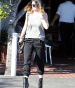 Access_Kardashian_08.jpg
