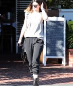 Access_Kardashian_09.jpg