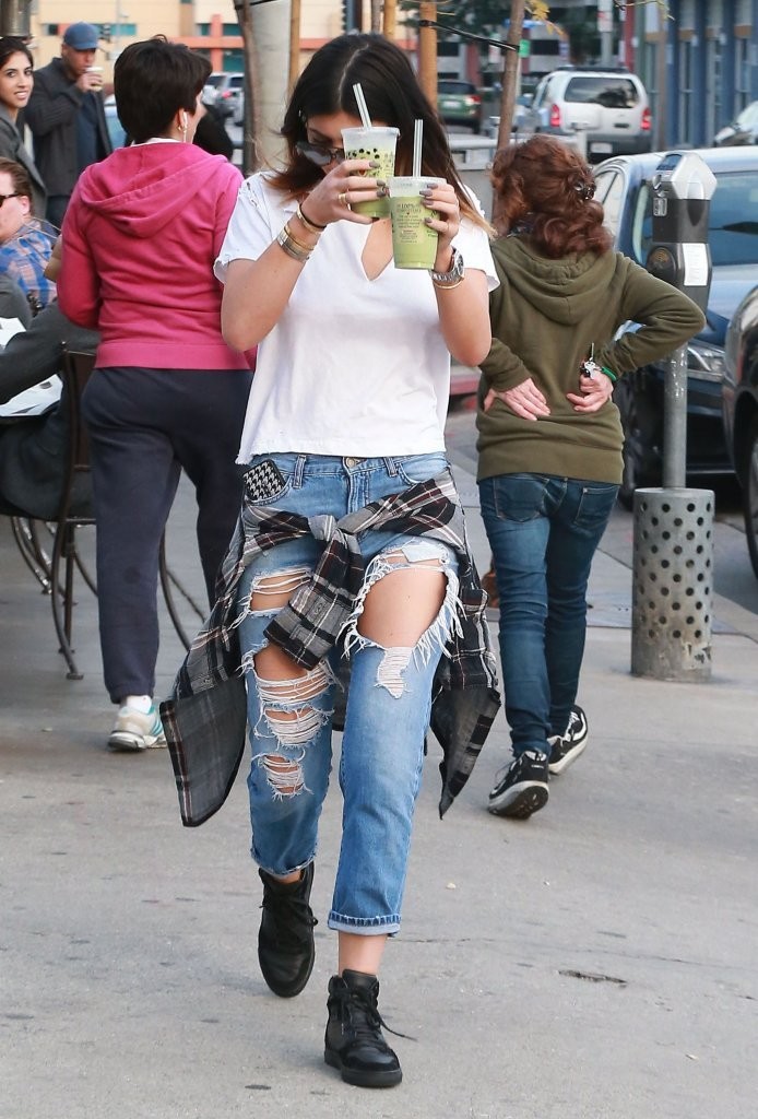 Access_Kardashian_08.jpg