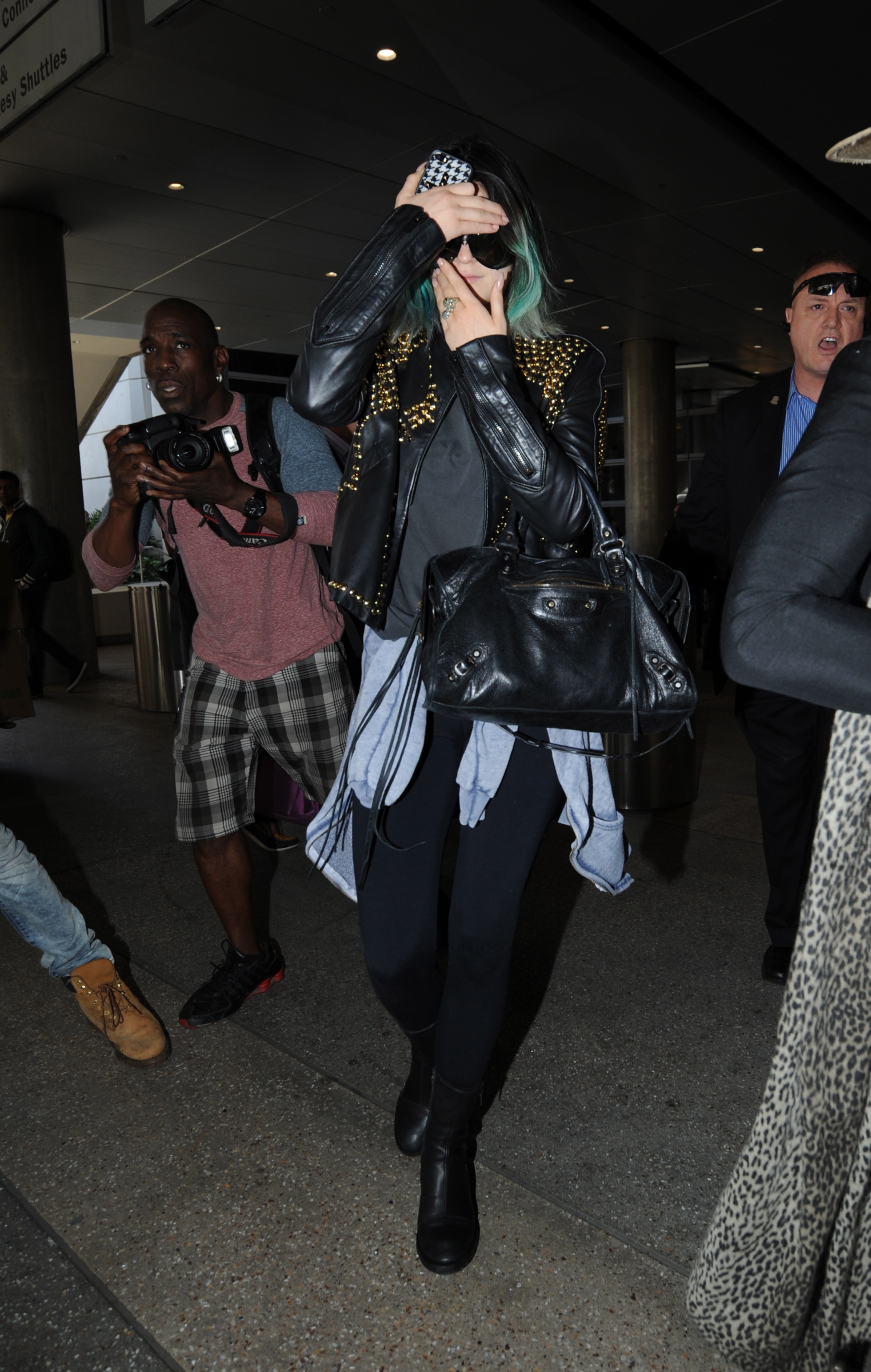 Access_Kardashian_08.jpg