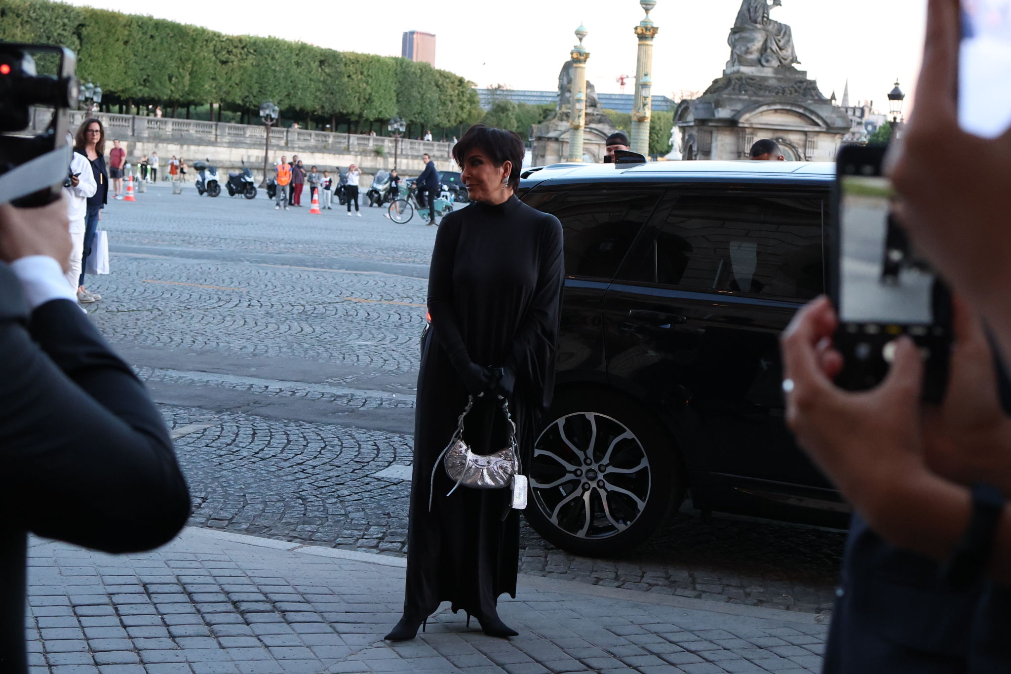 Access_Kardashian_002.jpg