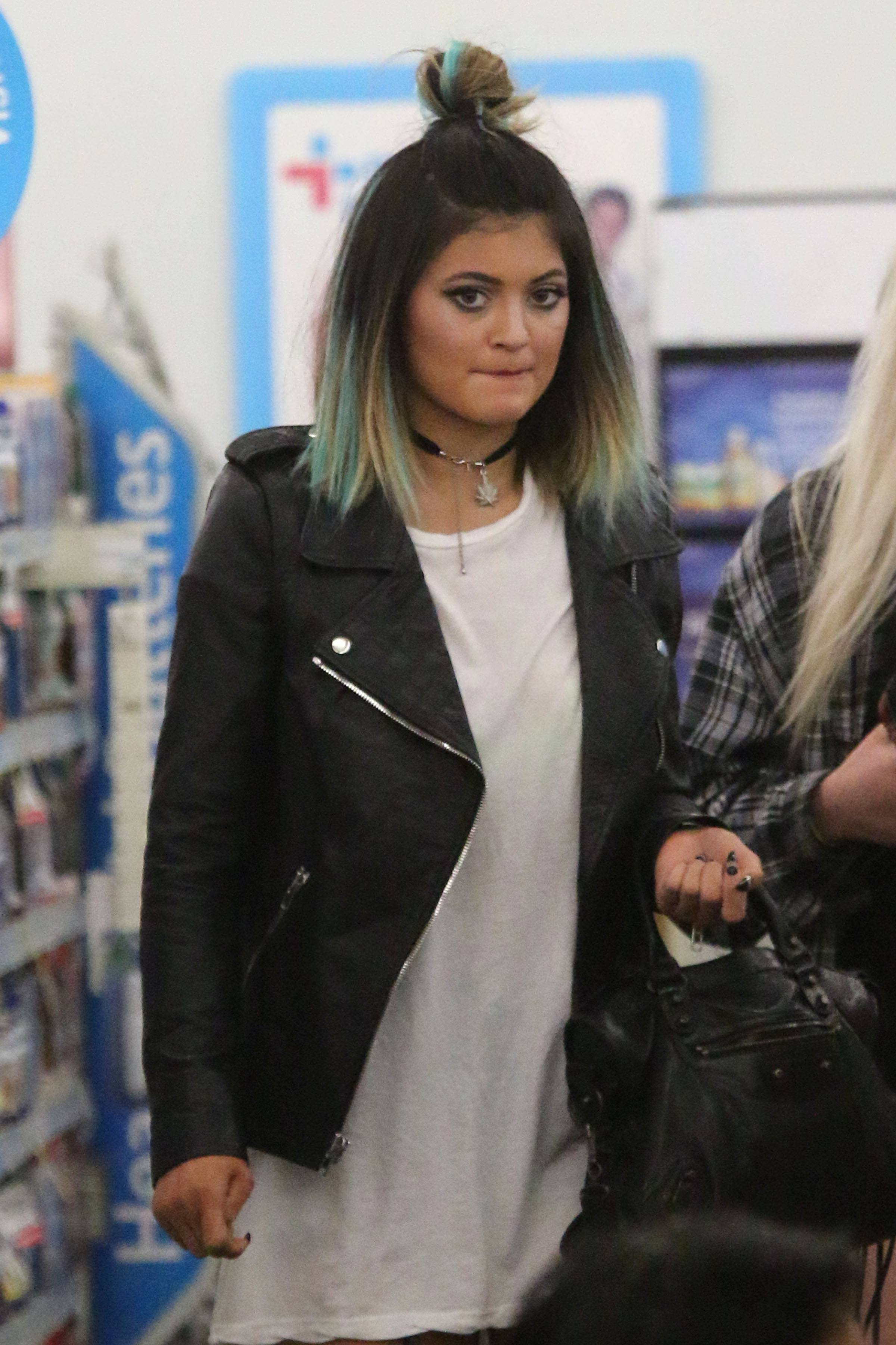 Access_Kardashian_010.jpg