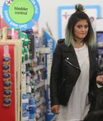 Access_Kardashian_08.jpg