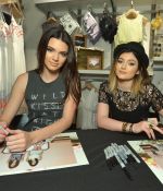 Access_Kardashian_05.jpg