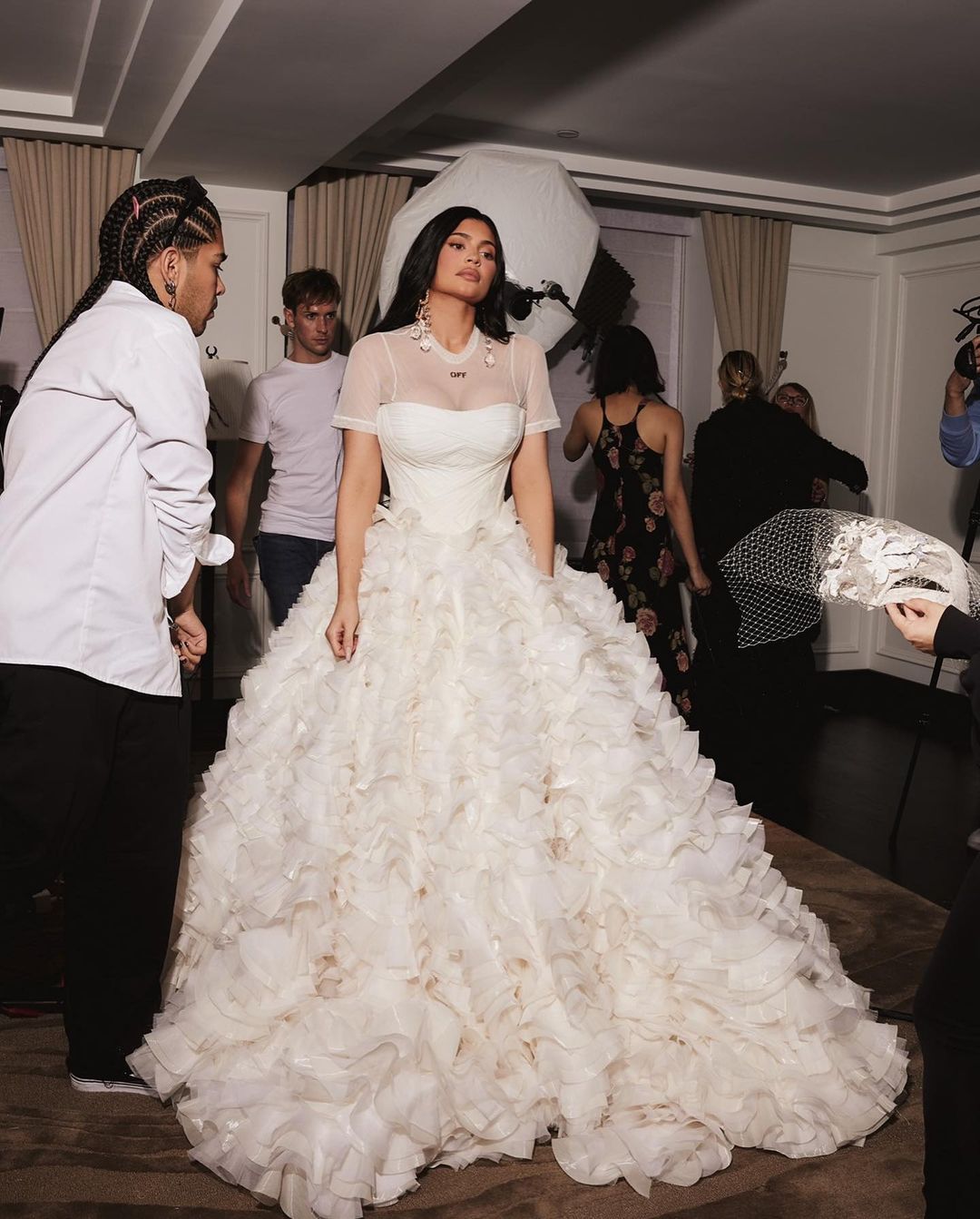 Access_Kardashian_04.jpg