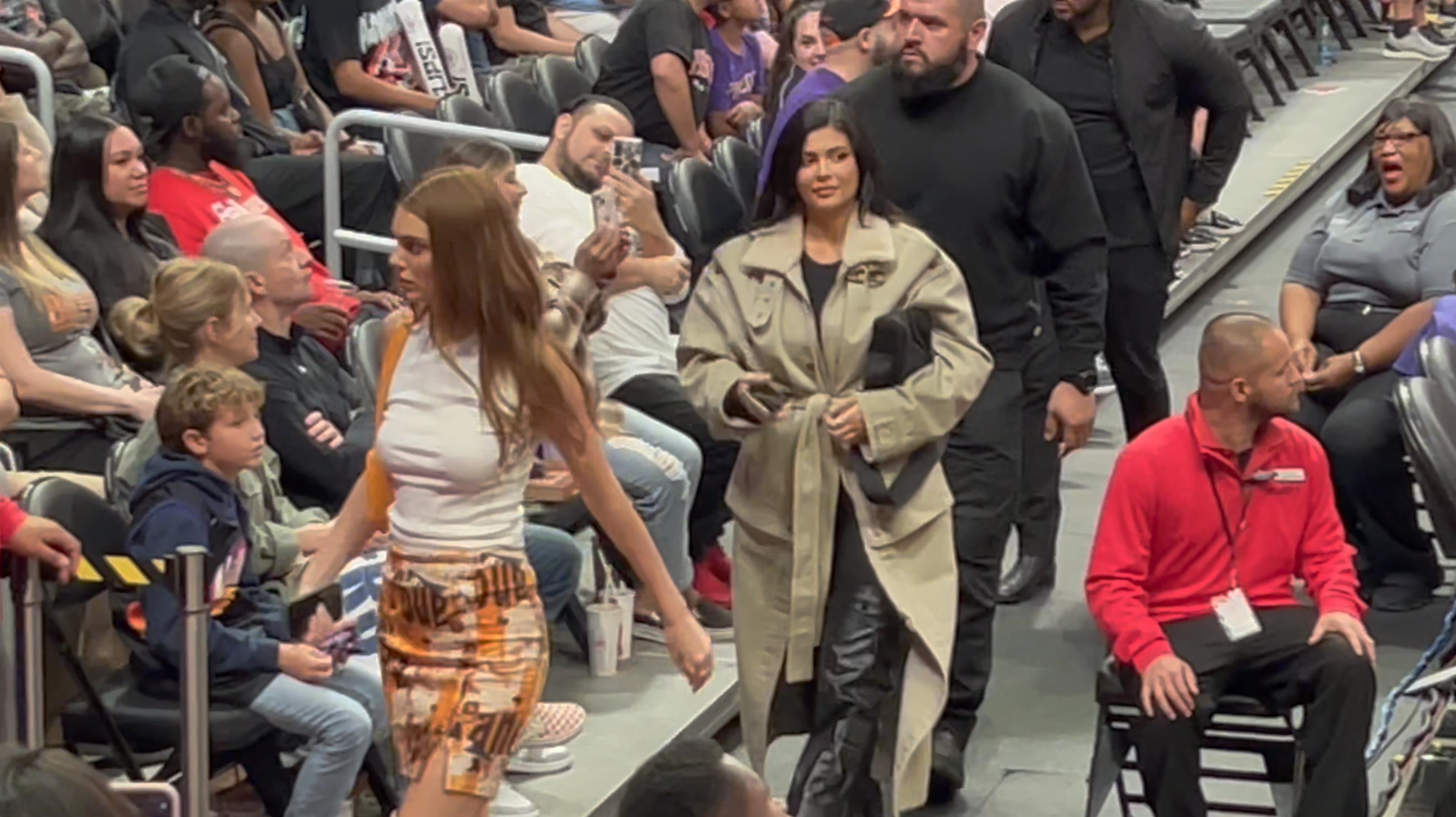 Access_Kardashian_09.jpg