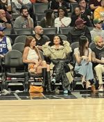 Access_Kardashian_014.jpg