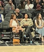 Access_Kardashian_05.jpg